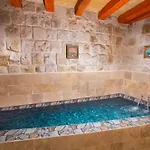 Magna Aurum Cave Hotel