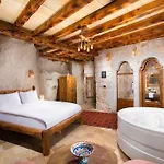 Magna Aurum Cave Hotel