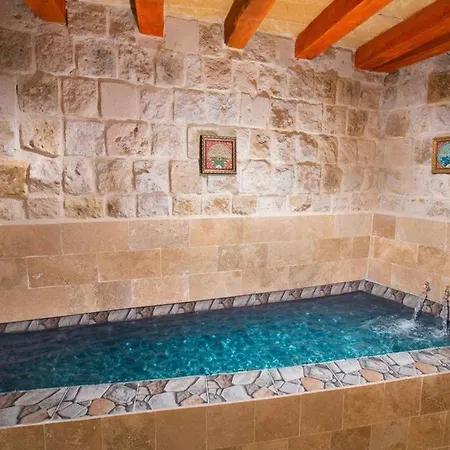 Elysium Cave & Отель