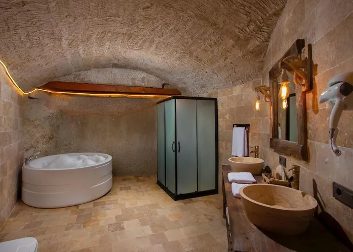 Elysium Cave & Hotel *